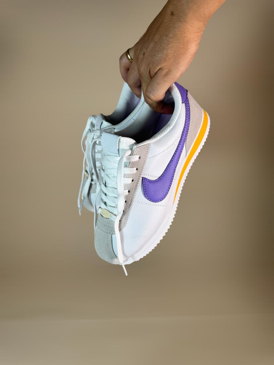 6.NIKE CORTEZ